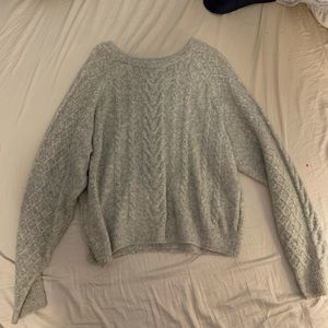 H&M sweater size large